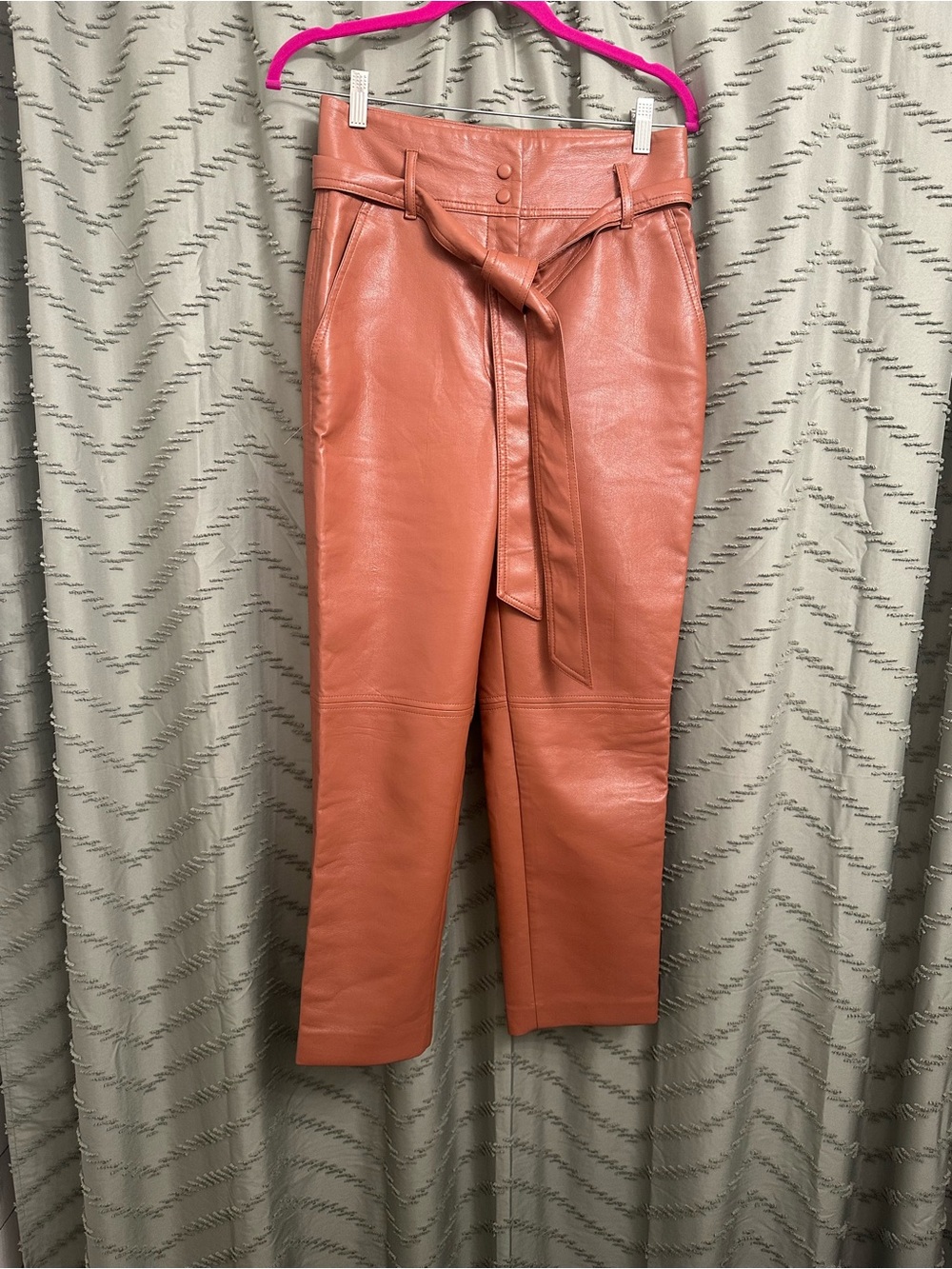 Wilfred High Tied Vegan Leather Pant size S EUC ARITZIA 
Feel like Vegan leather